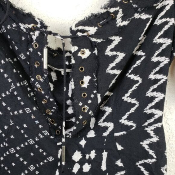 TULAROSA Revolve Tionesta Laced Dress Black/White Off Shoulders Viscose size XS - Picture 14 of 16